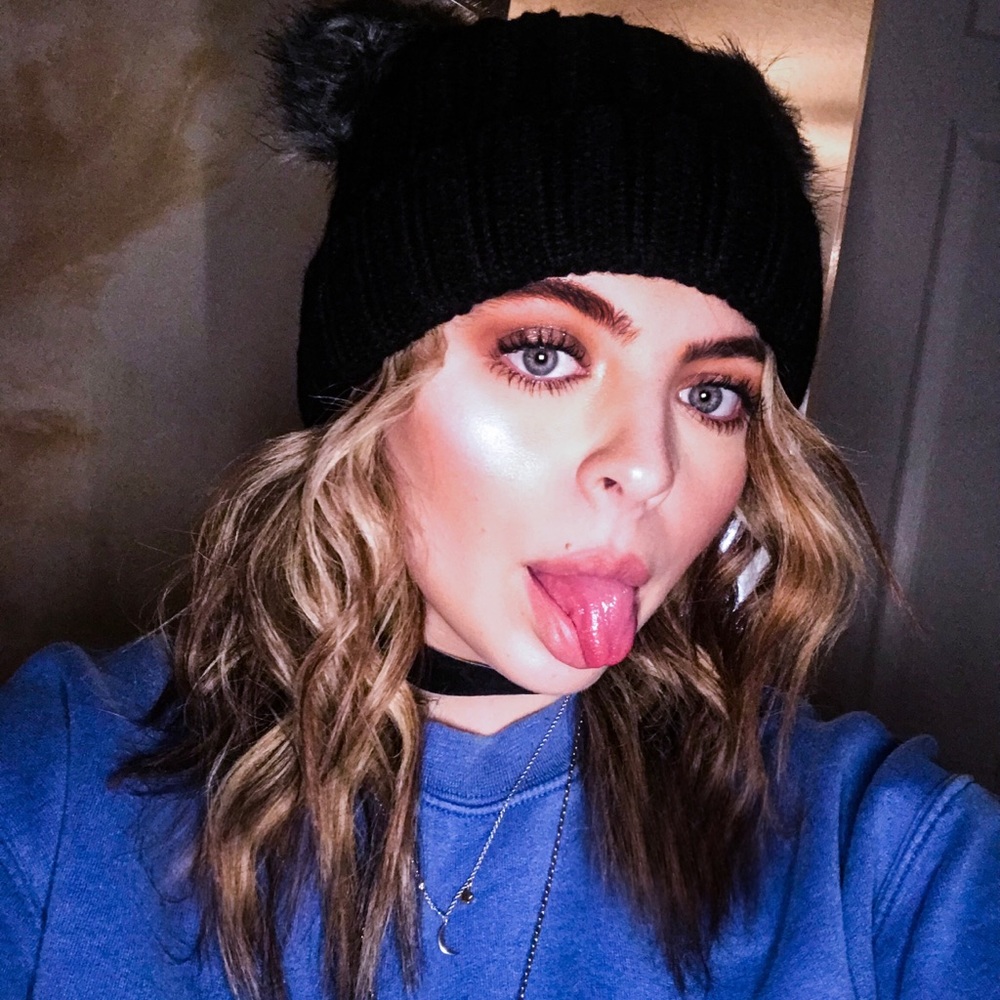 Meet your Posher, Baylee